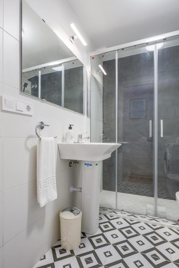 Apartamento De Diseno Centro Sevilla. Wifi/Ac Buitenkant foto