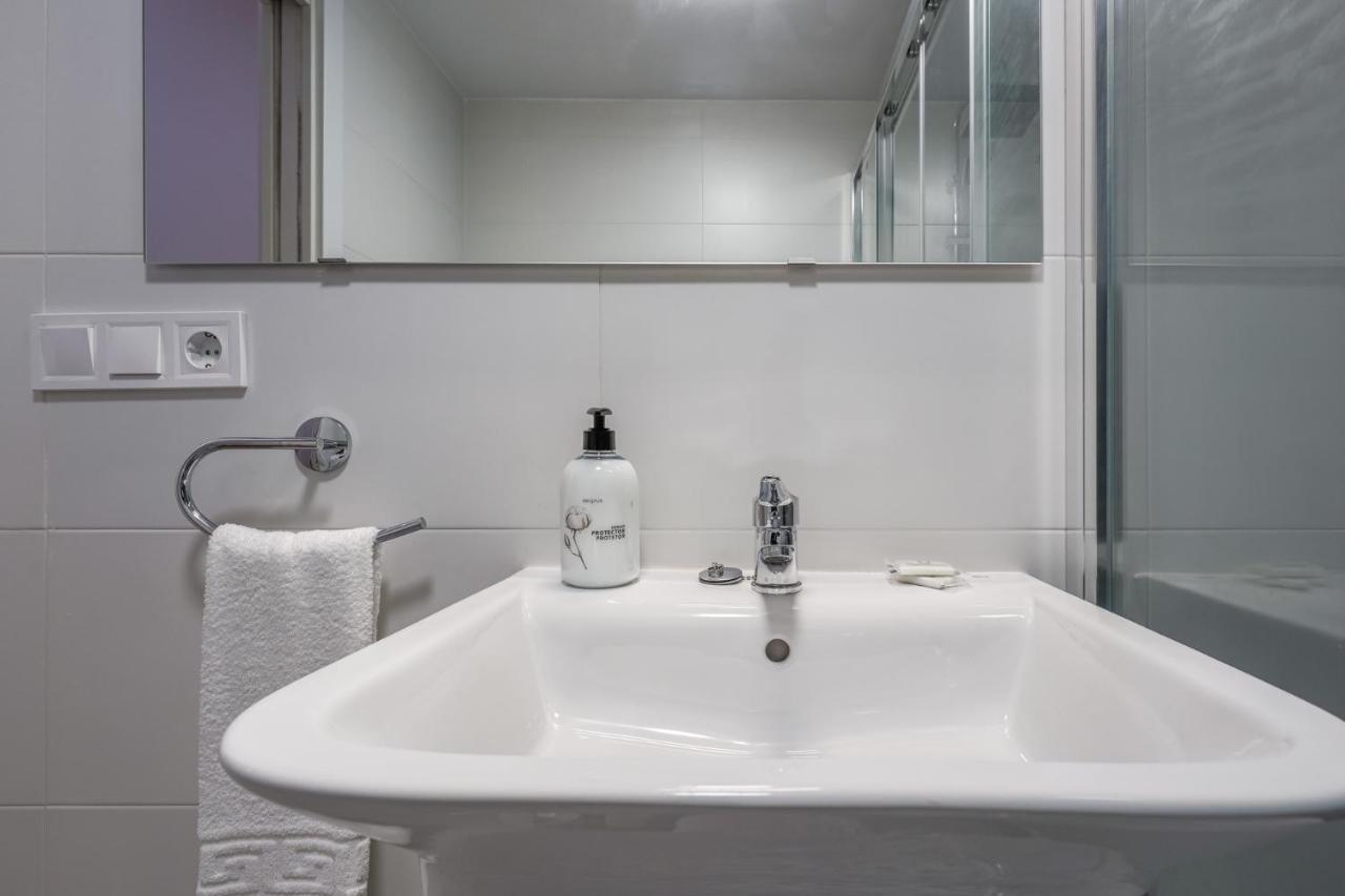 Apartamento De Diseno Centro Sevilla. Wifi/Ac Buitenkant foto