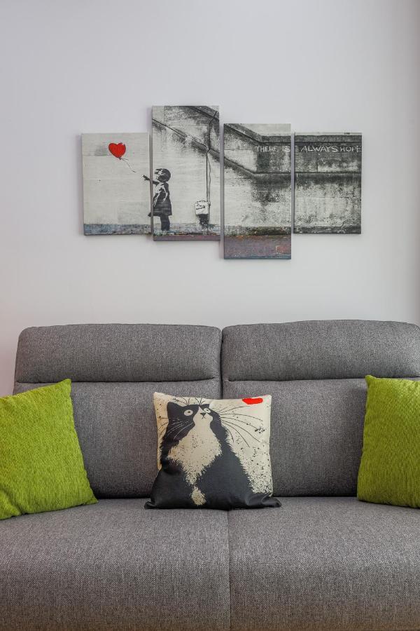 Apartamento De Diseno Centro Sevilla. Wifi/Ac Buitenkant foto